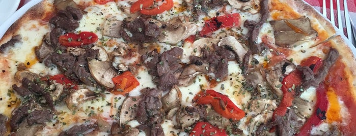 Pizano Pizzeria is one of Posti che sono piaciuti a Özge.