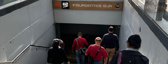 Metro Insurgentes Sur (Línea 12) is one of Posti che sono piaciuti a desechable.