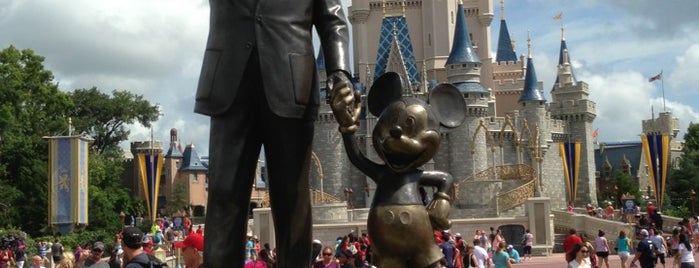 Fantasyland is one of Walt Disney World.