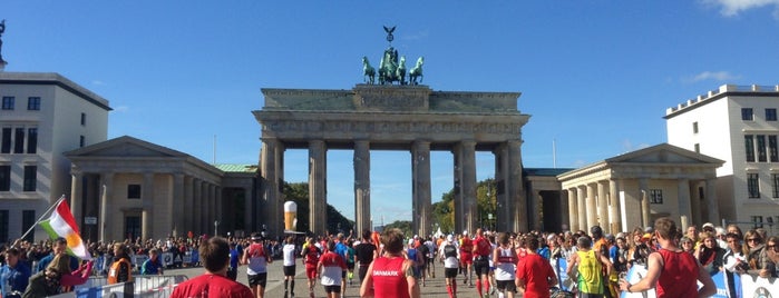 BMW Berlin-Marathon is one of Orte, die Jon gefallen.
