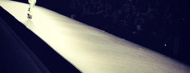 Mercedes-Benz Fashion Week Madrid (MBFWM) is one of Lugares para volver siempre.