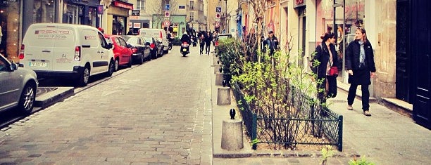 Rue des Rosiers is one of MiParis.