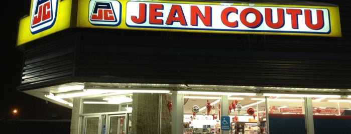 Pharmacie Jean Coutu is one of Points de vente Jean Coutu (1/2).