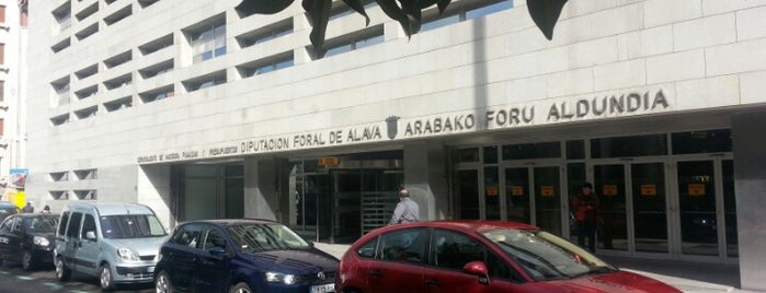 Diputación Foral de Alava (Edificio Hacienda) is one of Vitoria-Gasteiz para visitantes.