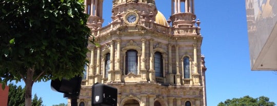 Templo de San Antonio is one of Tempat yang Disukai Enrique.