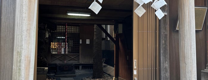 箭弓稲荷神社 is one of 訪問した寺社仏閣.