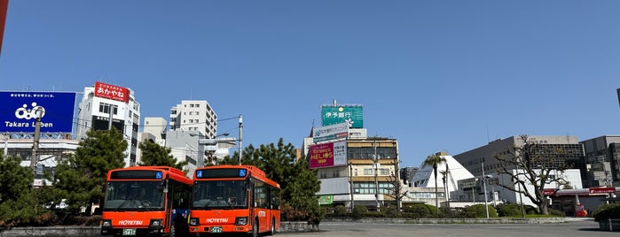 JR松山駅 バスのりば is one of バスターミナル.