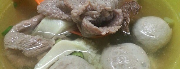新九如海鲜饭店里 Restoran Sin Kiew Yee Baru is one of LSK's Favourites.