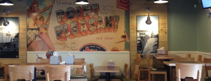 Jersey Mike's Subs is one of Posti che sono piaciuti a IS.