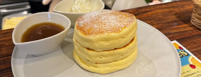 A Happy Pancake is one of tokyo breakfast.
