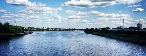 Нововолжский мост is one of Тверь.