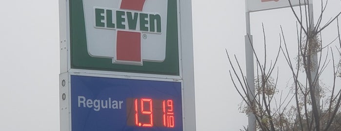 7-Eleven is one of SilverFox : понравившиеся места.