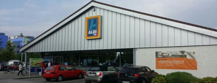 ALDI SÜD is one of Şakirさんのお気に入りスポット.