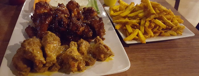 Western Wings is one of Para ir a comer.