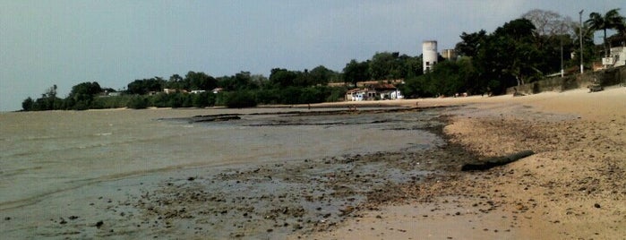 Praia do Bispo is one of Favorite Atividades ao ar livre.