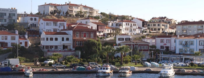 Bozcaada is one of Aslı P.'ın Beğendiği Mekanlar.