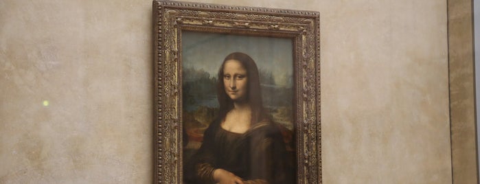 Louvre is one of Orte, die Aslı P. gefallen.