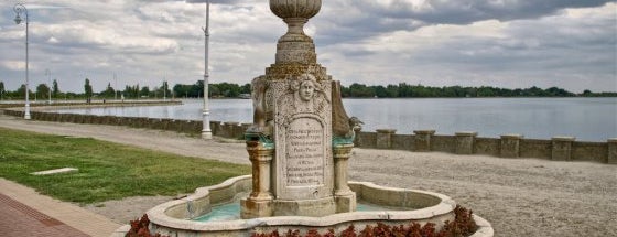 Palićko jezero is one of Cultural Monuments in Subotica.