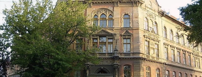 Hemijsko-tehnološka škola is one of Cultural Monuments in Subotica.