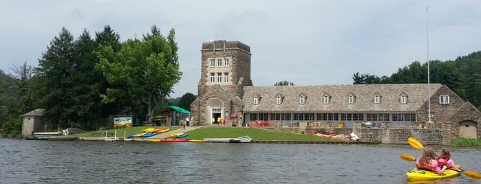 North Park Boathouse is one of Brianさんのお気に入りスポット.