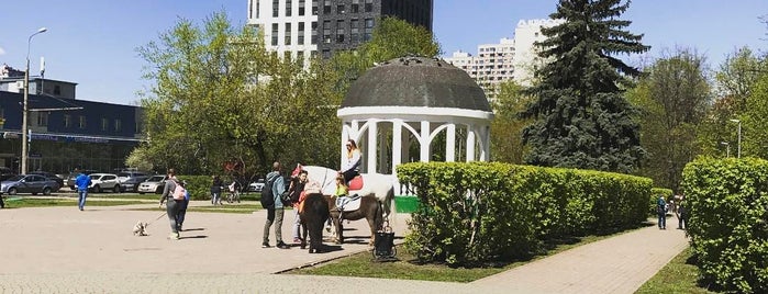 Бульвар Генерала Карбышева is one of boulevards in Moscow.