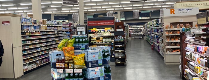 Gelson's is one of The 15 Best Places for Groceries in Santa Monica.