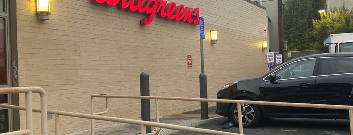 Walgreens is one of Gustavoさんのお気に入りスポット.
