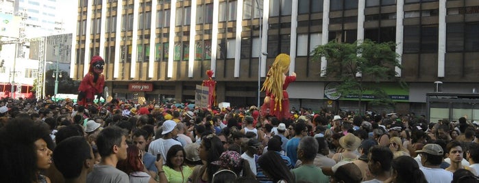 Pré-carnaval de Curitiba 2014 - Garibaldis e Sacis is one of Lieux qui ont plu à Zé Renato.