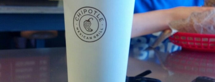 Chipotle Mexican Grill is one of Barbara : понравившиеся места.