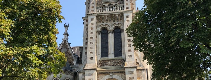 Église Saint-Benoît is one of QFAM Patrimoine.