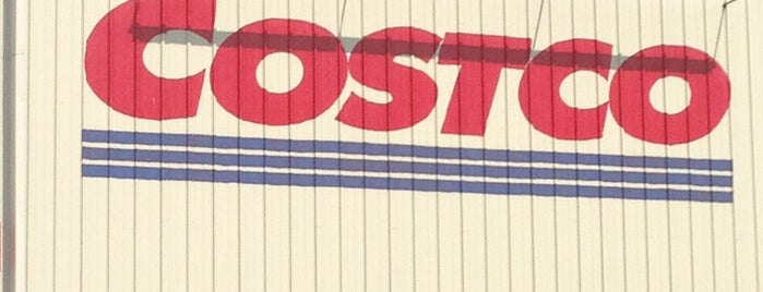 Costco is one of Tempat yang Disukai Teresa.