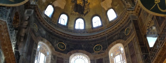 Hagia Sophia is one of İSTANBUL İÇİN 100 YER.