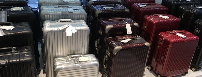 Mitsosa Luggage is one of Newyork.
