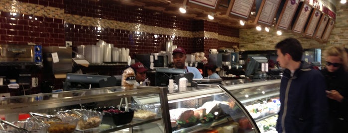 Long Island Bagel Cafe is one of Lunch Spots in FiDi.