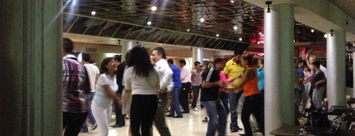 Casino Veracruz (Salón de baile) is one of Night life.