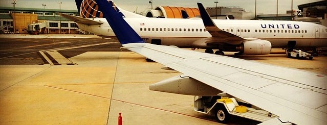 Aéroport international Louis Armstrong de La Nouvelle-Orléans (MSY) is one of New Orleans Essentials.