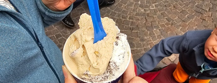 Il gelato Mennella is one of Naples Italy.