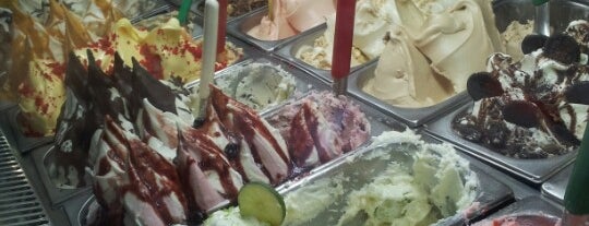 4D Store is one of Postres Y Helados!.