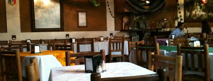 Restaurant "La Noria" is one of Morelia.