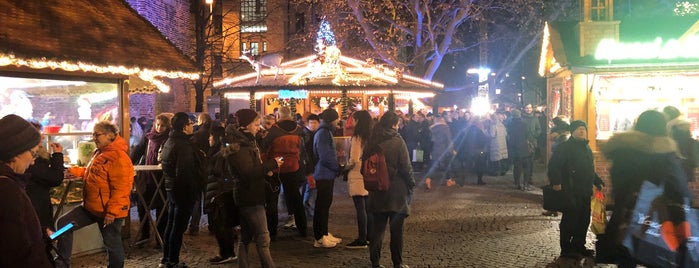 Christkindlmarkt am Sendlinger Tor is one of Monaco.