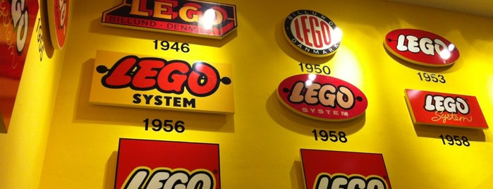Lego Store is one of Berlin.