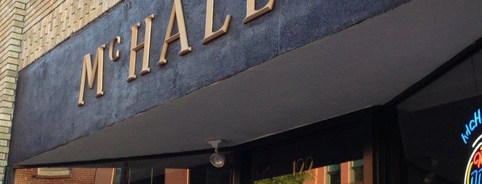 McHale's Irish Pub is one of Tempat yang Disukai Brian.