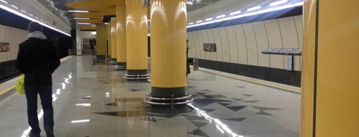 Станция метро «Грушевка» is one of Минский метрополитен.