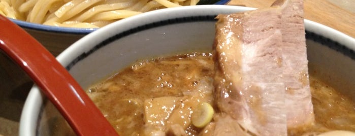 麺屋 狢 is one of Locais curtidos por ジャック.