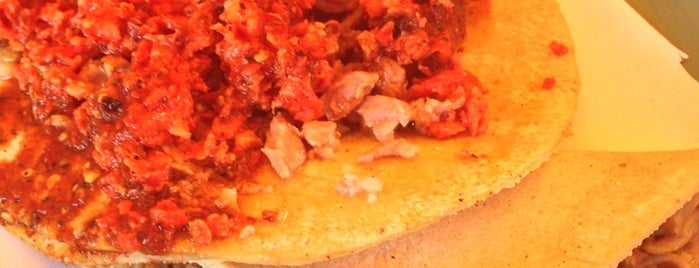 Tacos La Morena is one of Cosas por comer antes de Morir..