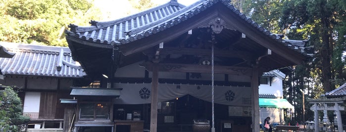 宝山寺奥の院 is one of お気に入り.