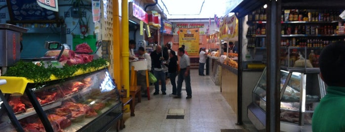 Mercado Olivar Del Conde is one of август 🐾 님이 좋아한 장소.
