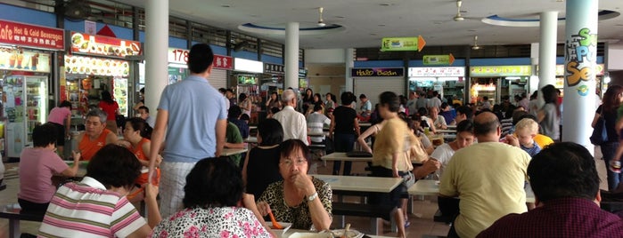 Tiong Bahru Market & Food Centre is one of Food/Hawker Centre Trail Singapore.