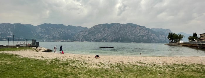 Spiaggia Malcesine is one of Gardasee.