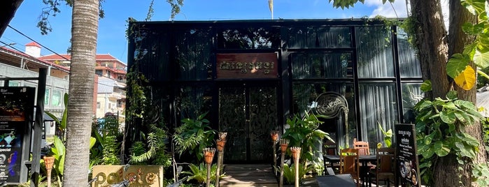 Palate Angkor Restaurant & Bar is one of Siem Reap.